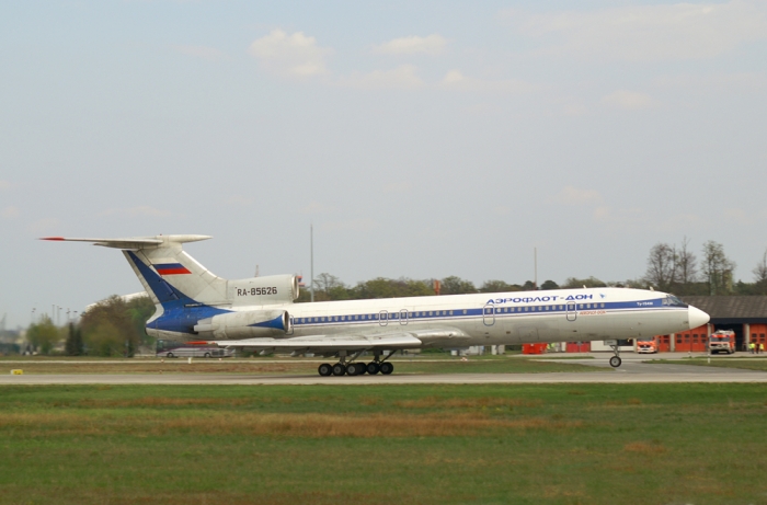 Flugzeugtyp: TU 154, Fluggesellschaft: Aeroflot-DON (D9/DNV), Kennzeichen: RA-85626, Flughafen: Frankfurt am Main, Datum: 23.April 2005, Bild: Steffen Remmel