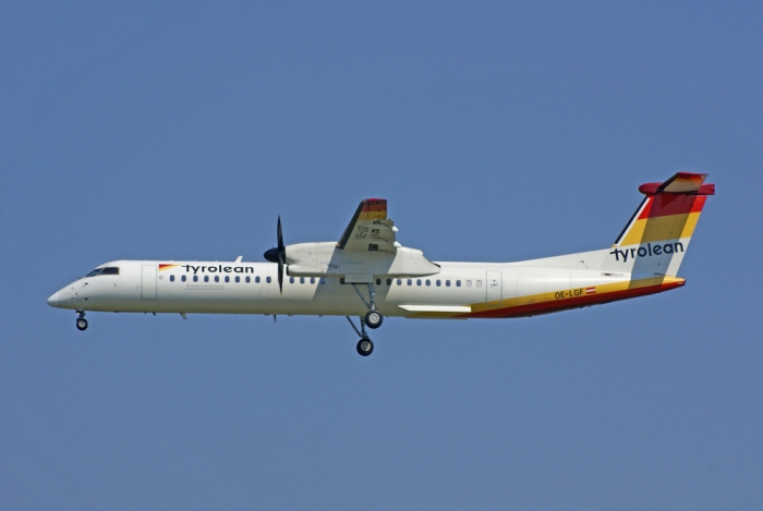 Flugzeugtyp: Q400, Fluggesellschaft: Tyrolean Airways (Austrian Arrows) (VO/TYR), Kennzeichen: OE-LGF, Flughafen: Frankfurt am Main, Datum: 15.Juli 2007, Bild: Steffen Remmel