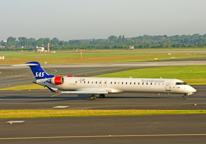 Flugzeugtyp: CRJ900, Fluggesellschaft: SAS Scandinavian Airlines (SK/SAS), Kennzeichen: OY-KFA, Flughafen: Düsseldorf, Datum: 26.Juli 2009, Bild: Steffen Remmel