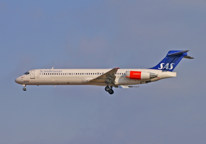 Flugzeugtyp: MD-87, Fluggesellschaft: SAS Scandinavian Airlines (SK/SAS), Kennzeichen: OY-KHU, Flughafen: Kopenhagen, Datum: 22.Juli 2006, Bild: Steffen Remmel