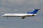 Flugzeugtyp: TU 154, Fluggesellschaft: S7  Airlines (Siberian Airlines) (S7/SBI), Kennzeichen: RA-85724, Flughafen: Frankfurt am Main, Datum: 28.August 2005, Bild: Steffen Remmel