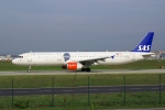 Flugzeugtyp: A321, Fluggesellschaft: SAS Scandinavian Airlines (SK/SAS), Kennzeichen: LN-RKI, Flughafen: Frankfurt am Main, Datum: 30.April 2005, Bild: Steffen Remmel