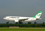 Flugzeugtyp: A310-300, Fluggesellschaft: Mahan Air (W5/IRM), Kennzeichen: EP-MHO, Flughafen: Düsseldorf, Datum: 26.Juli 2009, Bild: Steffen Remmel