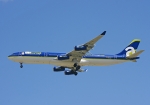 Flugzeugtyp: A340-300, Fluggesellschaft: Air Comet (A7/MPD), Kennzeichen: EC-KHU, Flughafen: Madrid-Barajas, Datum: 01.Mai 2009, Bild: Steffen Remmel